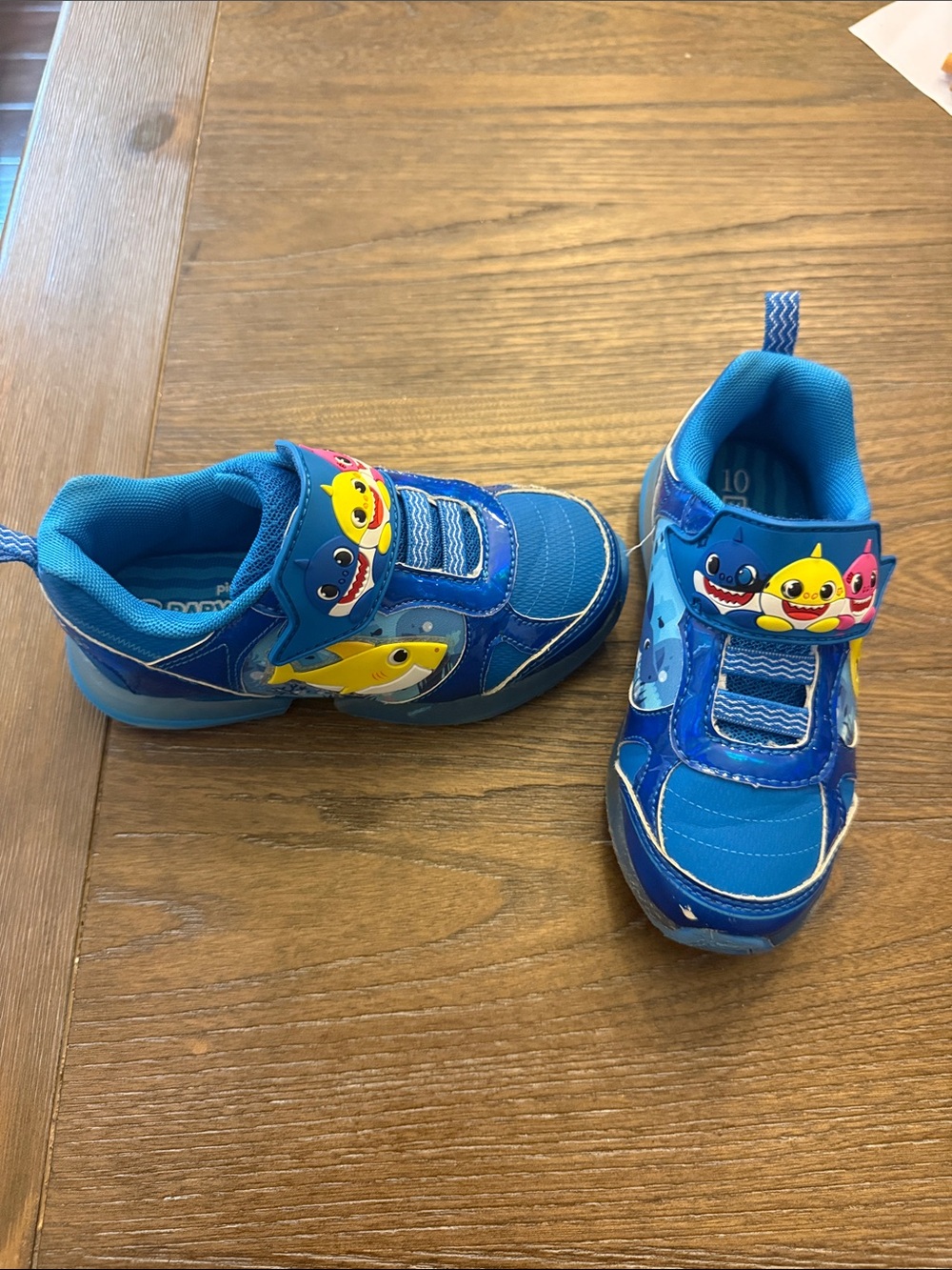 Kids' Blue Shark Graphic Light Up Blue Velcro Sneakers EEUC Size 10T